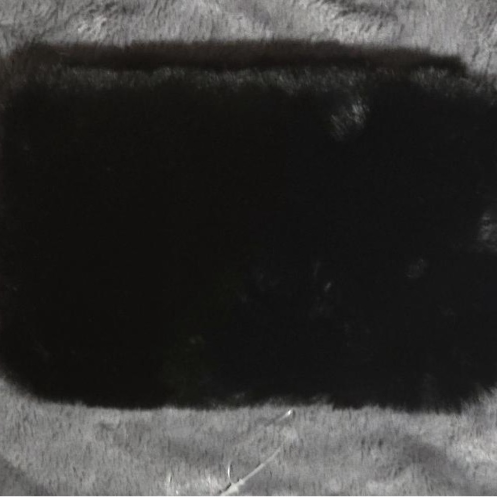 Elegant Jane&berry chic black faux fur clutch